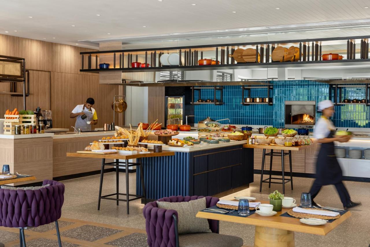 Avani Plus Fares Maldives Resort - 50 Percent Off On Seaplane Transfer For Minimum Stay Of 3 Nights And More For Stays Until 31 October 2025 Kendhoo Exterior foto