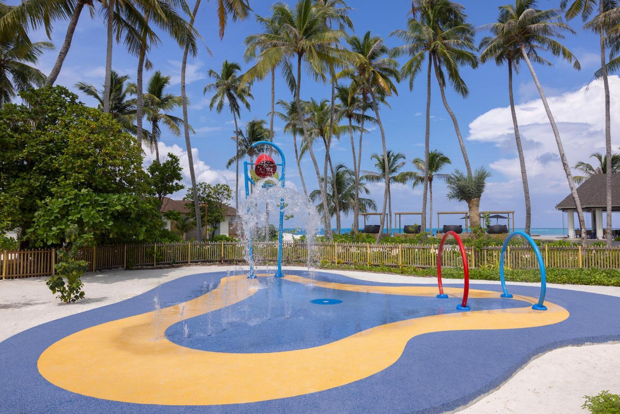 Avani Plus Fares Maldives Resort - 50 Percent Off On Seaplane Transfer For Minimum Stay Of 3 Nights And More For Stays Until 31 October 2025 Kendhoo Exterior foto