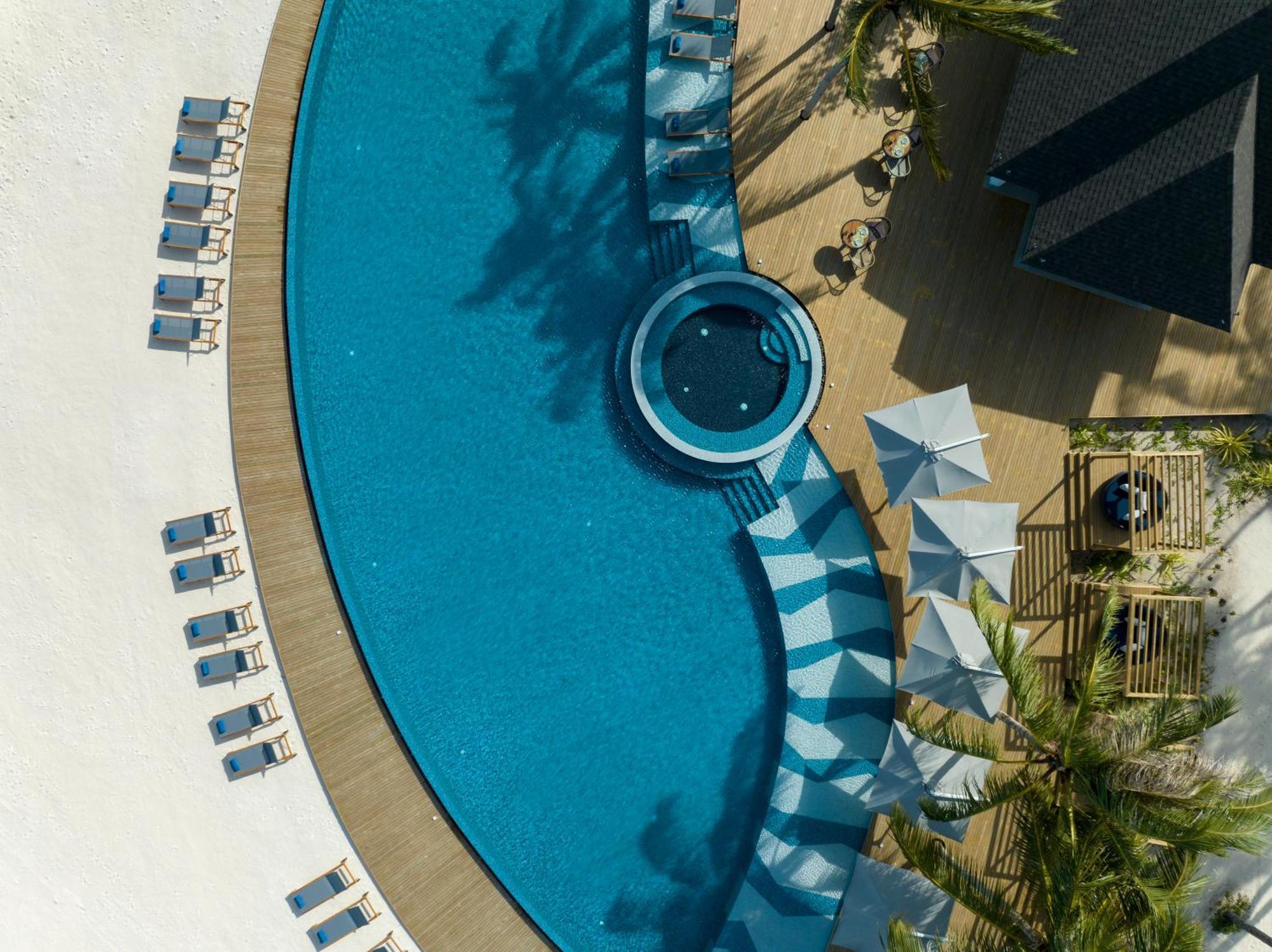 Avani Plus Fares Maldives Resort - 50 Percent Off On Seaplane Transfer For Minimum Stay Of 3 Nights And More For Stays Until 31 October 2025 Kendhoo Exterior foto